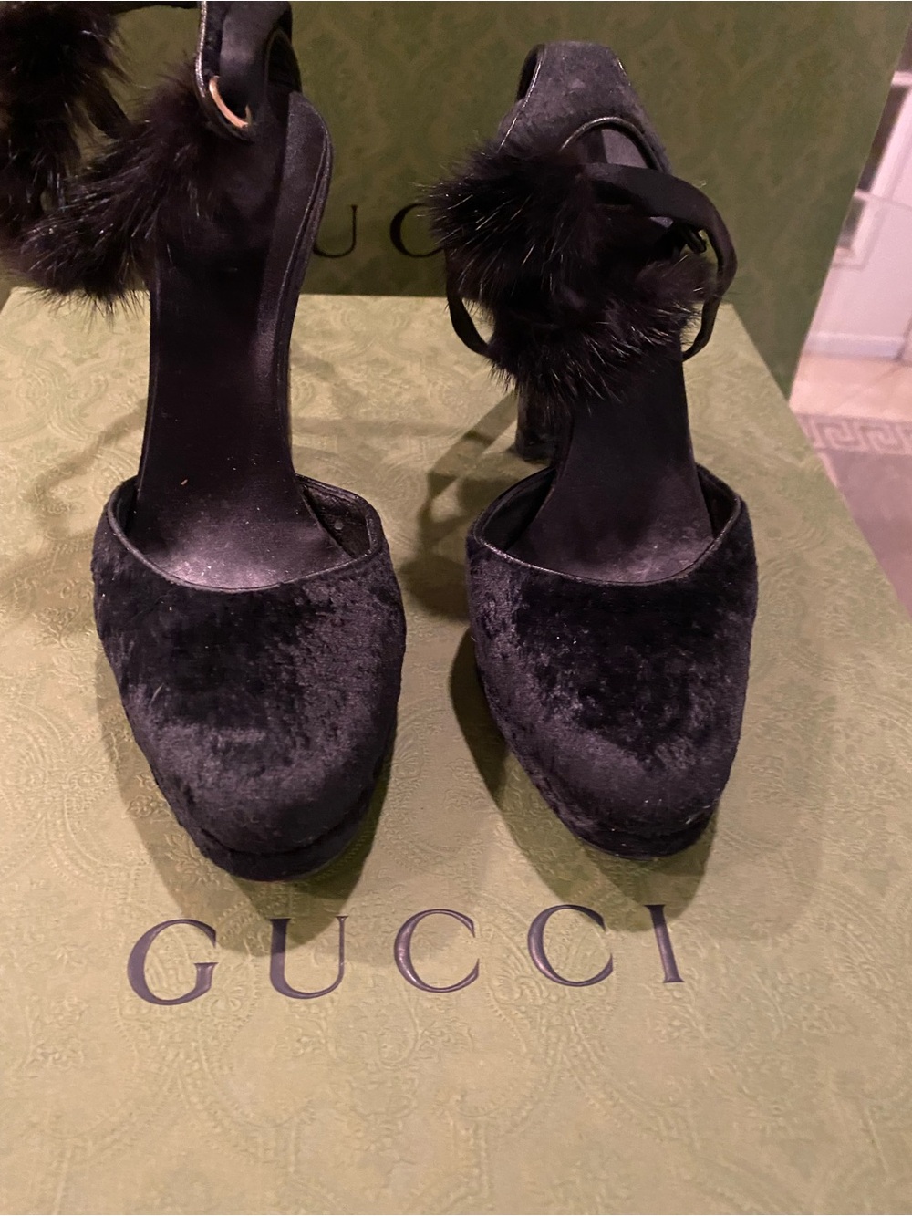 Gucci Tom Ford 2004 Runway Velvet Mink Platform Heels Ankle Wrap EU 35